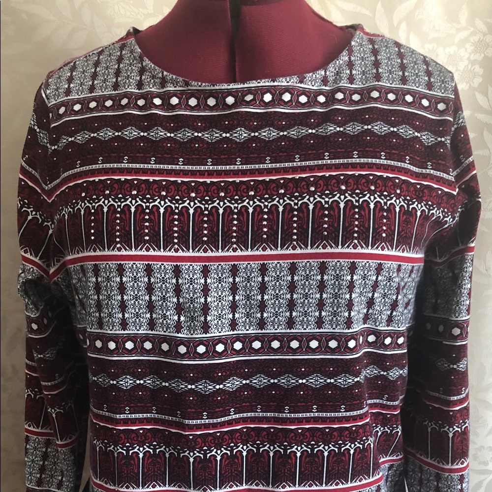 CJ Banks floral geometric red white top 2X